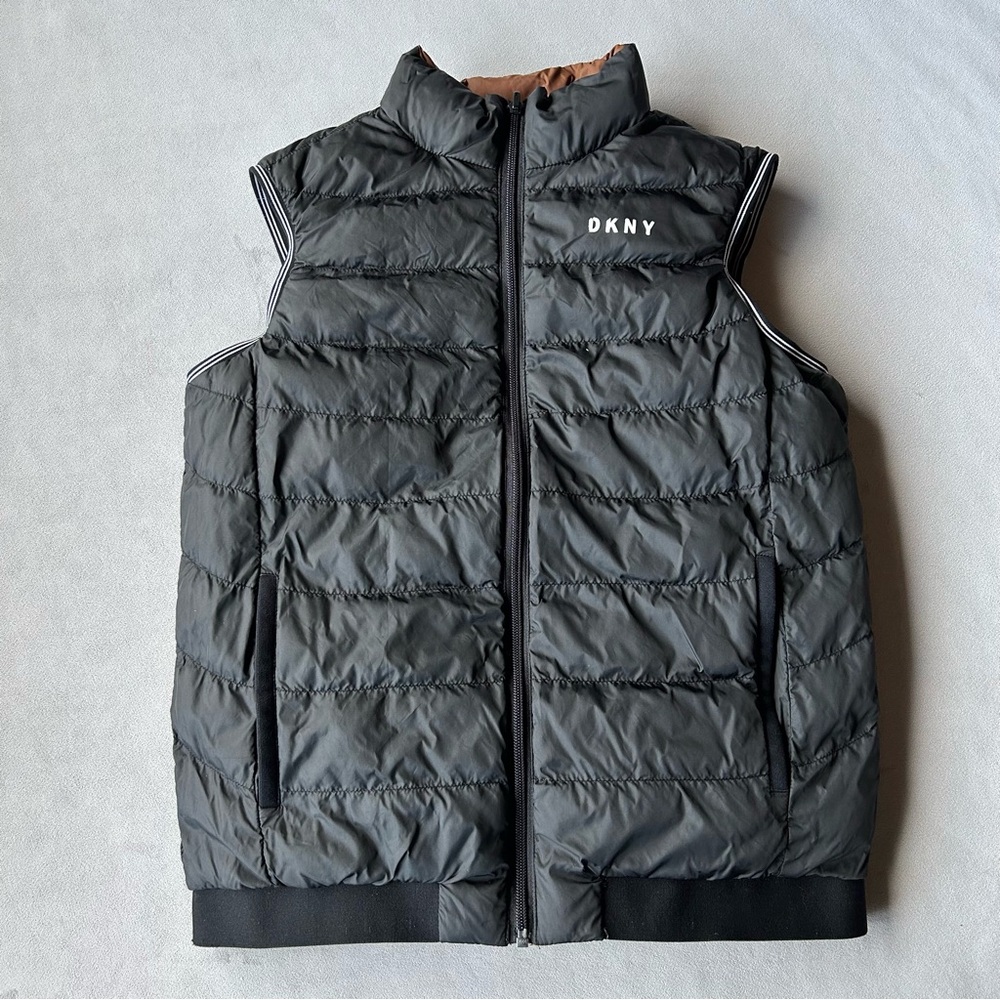 DKNY ~ Reversible Puffer Vest ~ Youth Size 14 Small ~ Brown Black